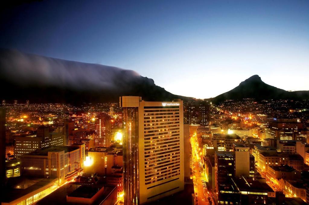 Southern Sun Cape Sun Kaapstad Buitenkant foto