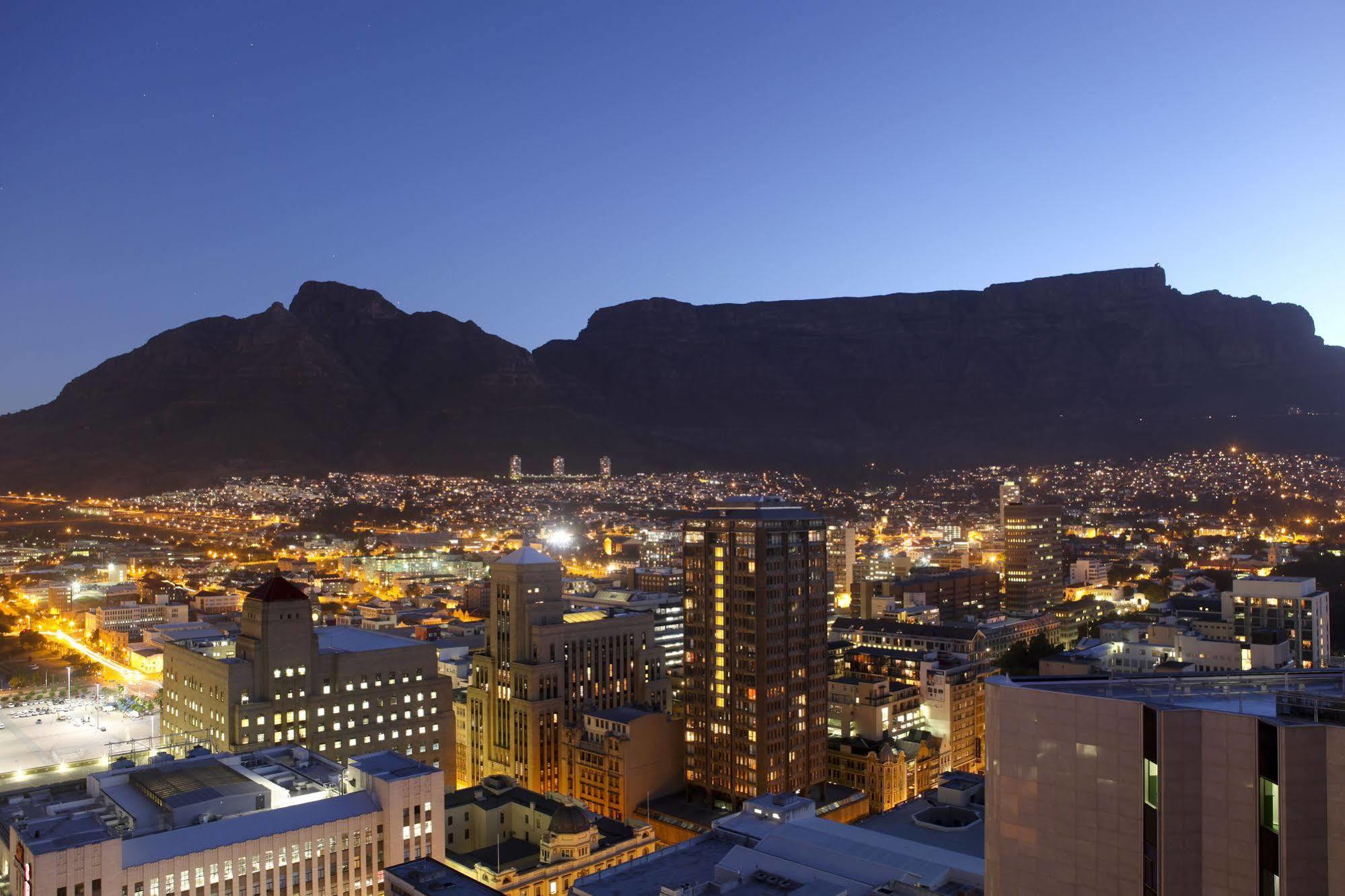 Southern Sun Cape Sun Kaapstad Buitenkant foto